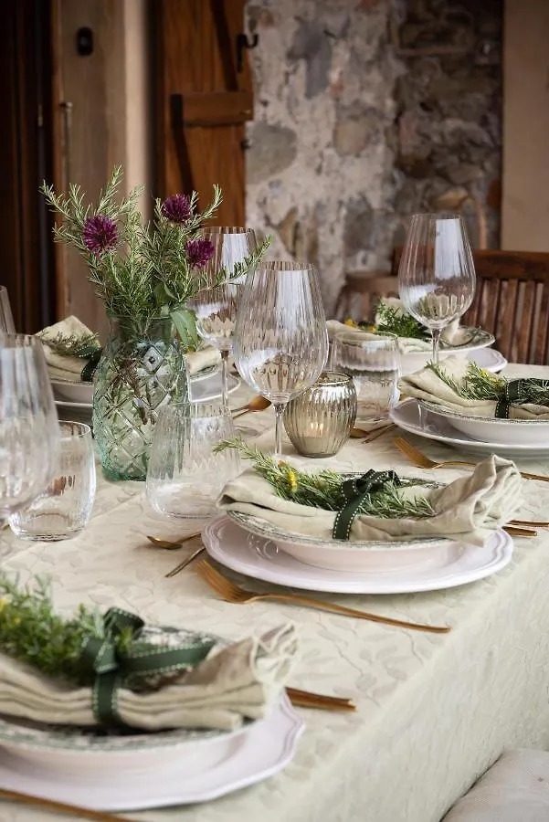 I Ginepri Exclusive Countryhouse, 15Pax, Private Pool, Aulla Serricciolo Italy