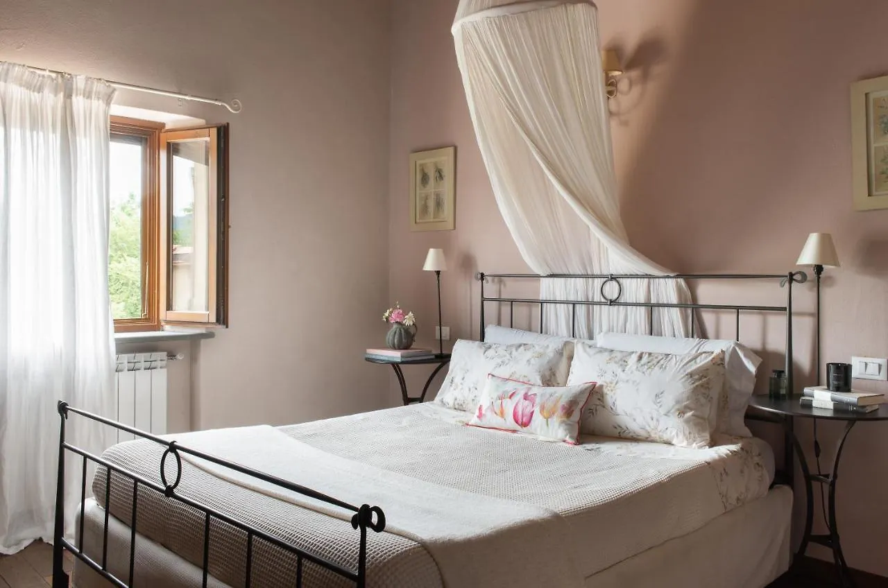 Villa I Ginepri Exclusive Countryhouse, 15Pax, Private Pool, Aulla Serricciolo