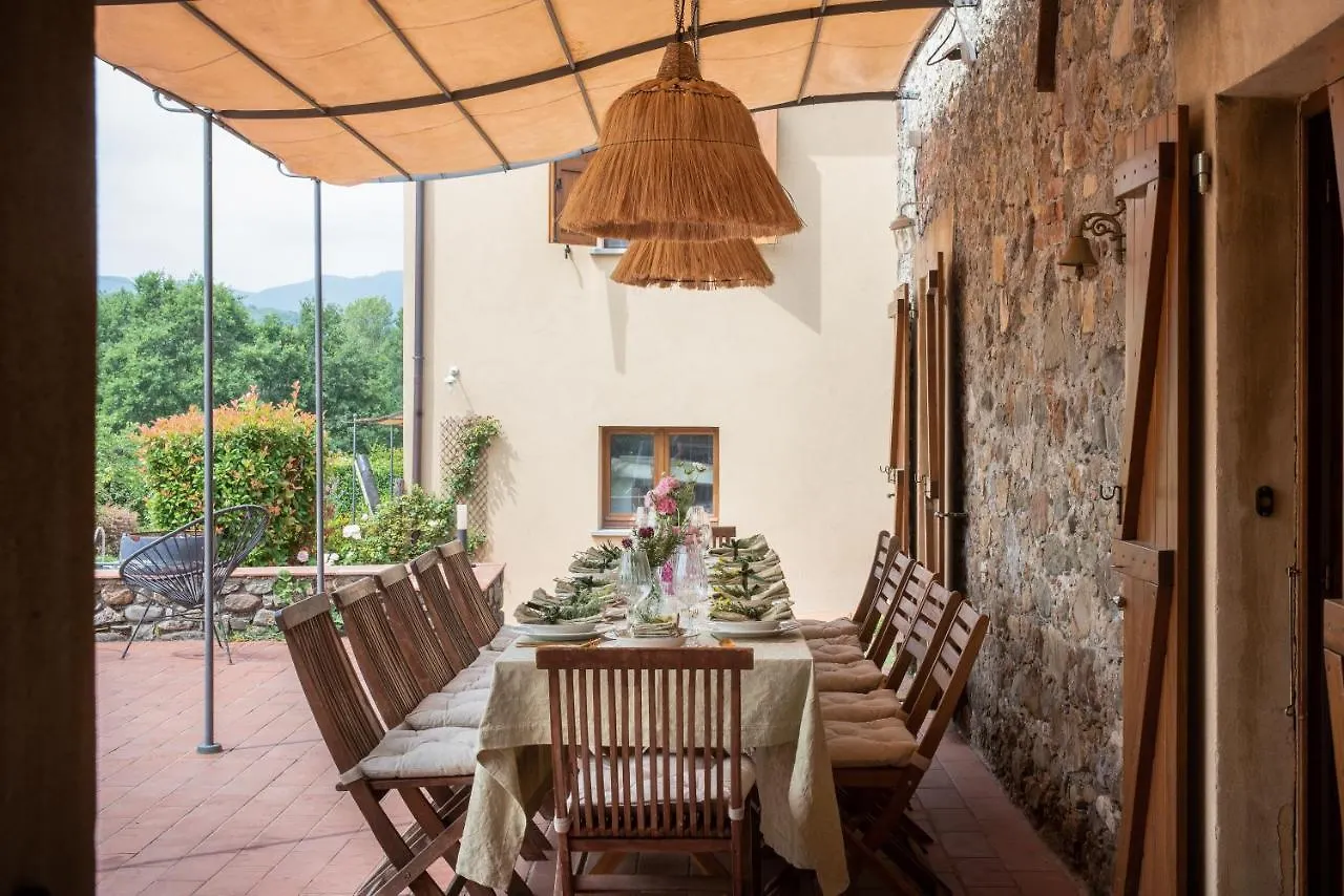 Villa I Ginepri Exclusive Countryhouse, 15Pax, Private Pool, Aulla Serricciolo